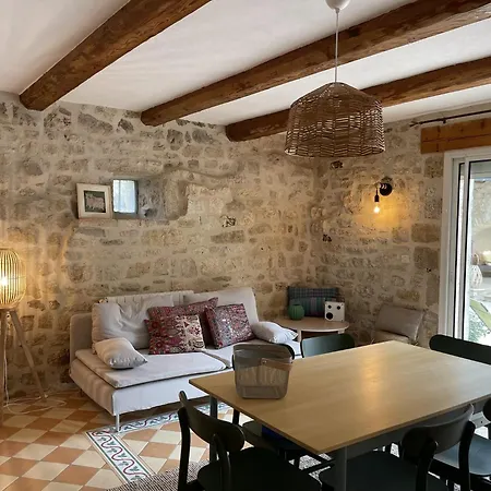 Maisons Happy Haveli * Arpaillargues-et-Aureillac
