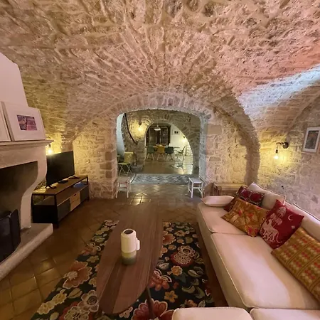 Вилла Maisons Happy Haveli Arpaillargues-et-Aureillac