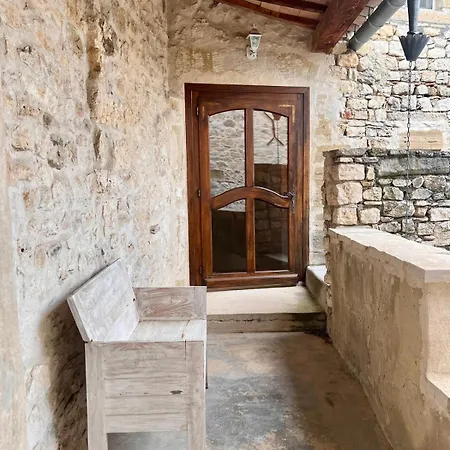Maisons Happy Haveli Villa Arpaillargues-et-Aureillac