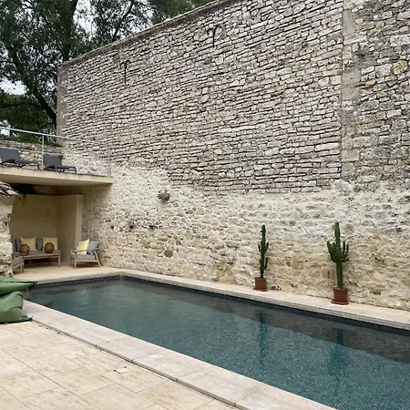 Maisons Happy Haveli Arpaillargues-et-Aureillac