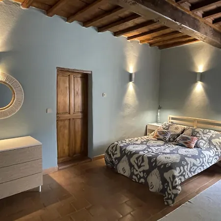 Maisons Happy Haveli Вилла Arpaillargues-et-Aureillac